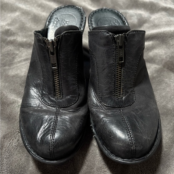 BORN Black Leather Front Zipper Mules - Picture 2 of 7